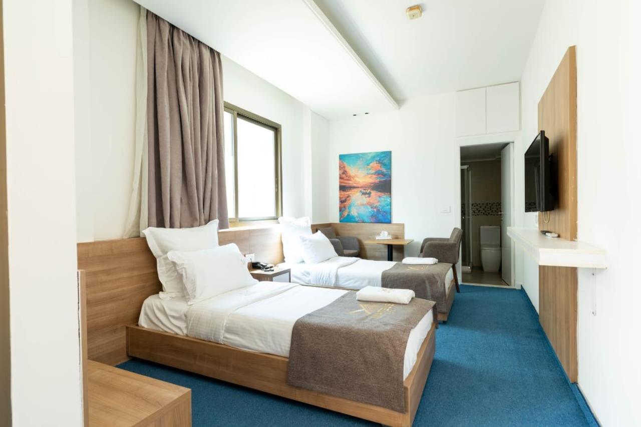 Mateus Hotel & Pool Jounieh Luaran gambar