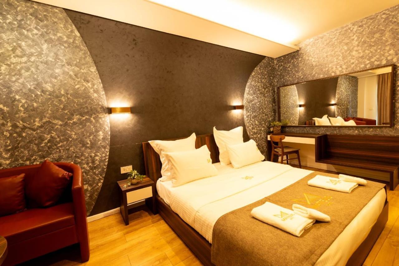 Mateus Hotel & Pool Jounieh Luaran gambar